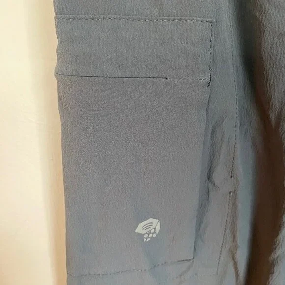 Mountain Hardwear size Women's 10/32 Gray Cargo Stretchy Hiking Outdoors Pants - Picture 9 of 11